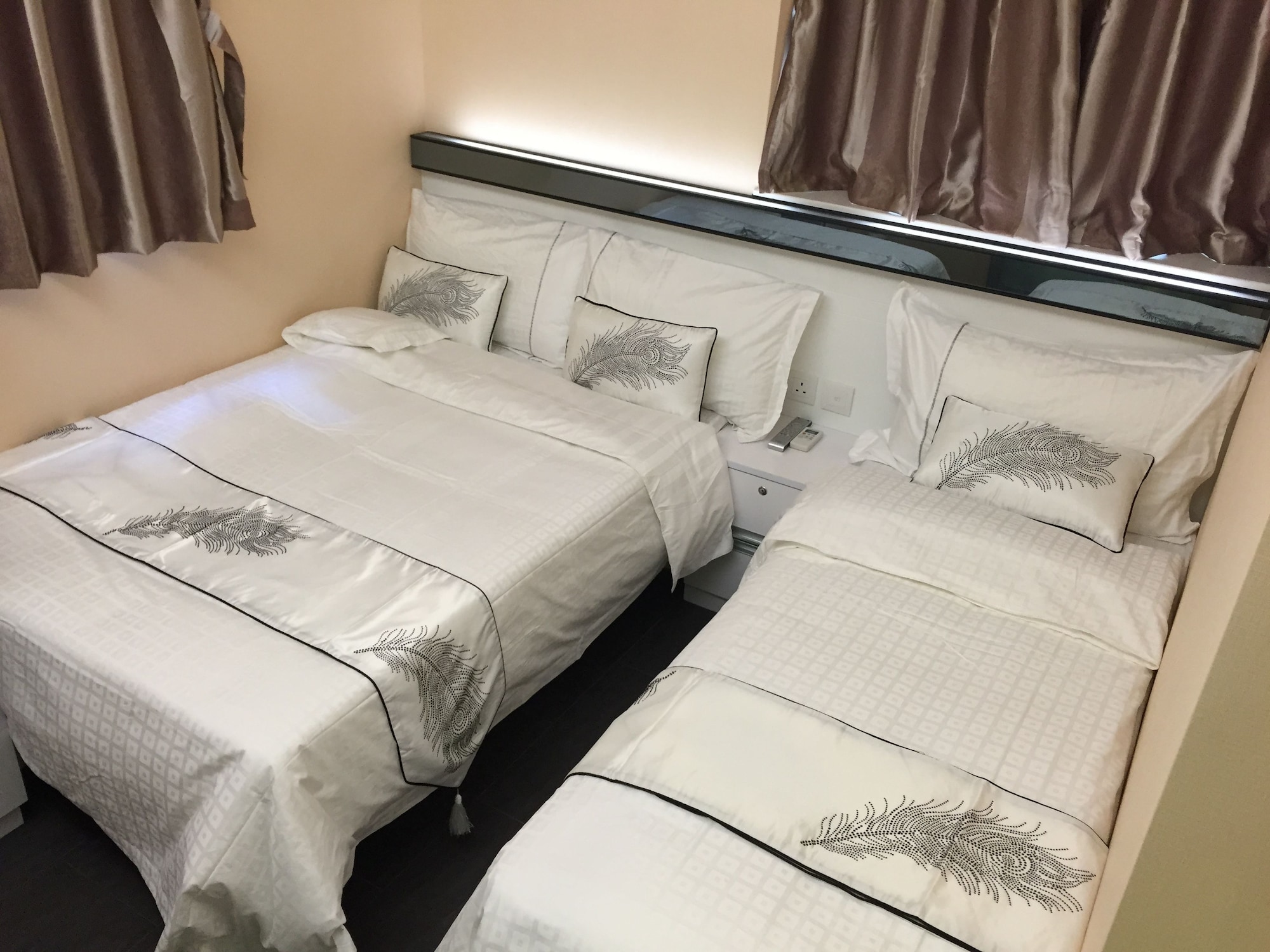 Superior Triple Room
