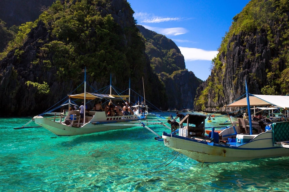 Outpost Beach Hostel - Adults Only 2/57