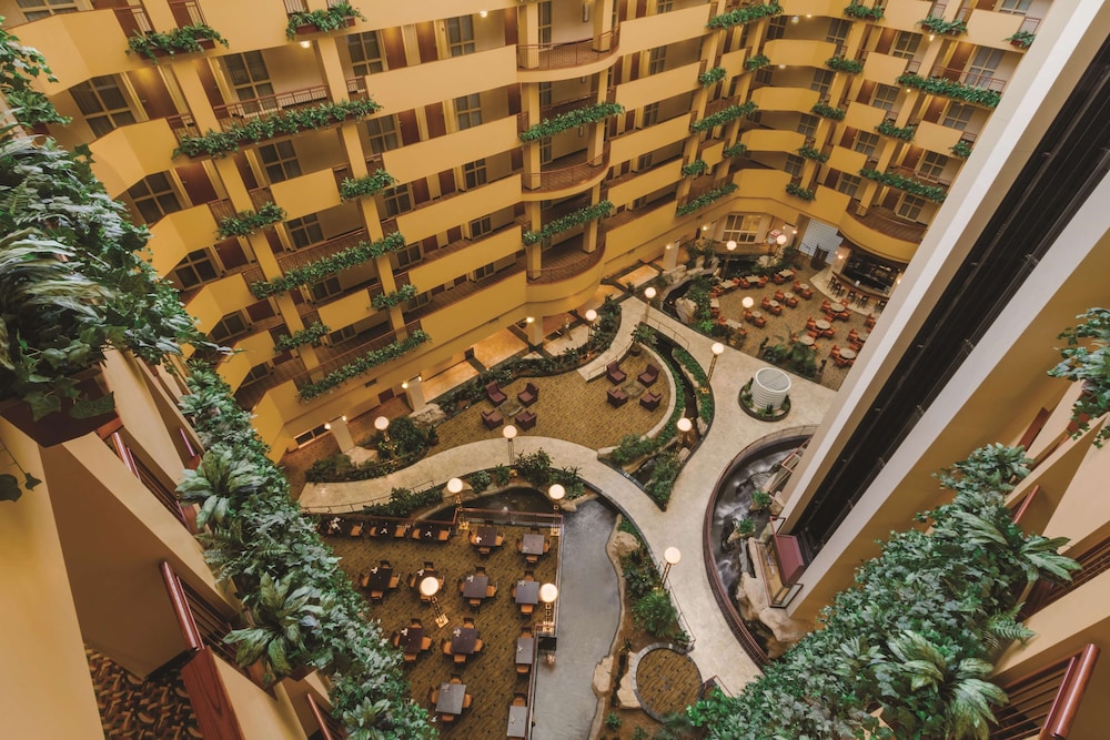 Embassy Suites by Hilton Portland Airport 34/66
