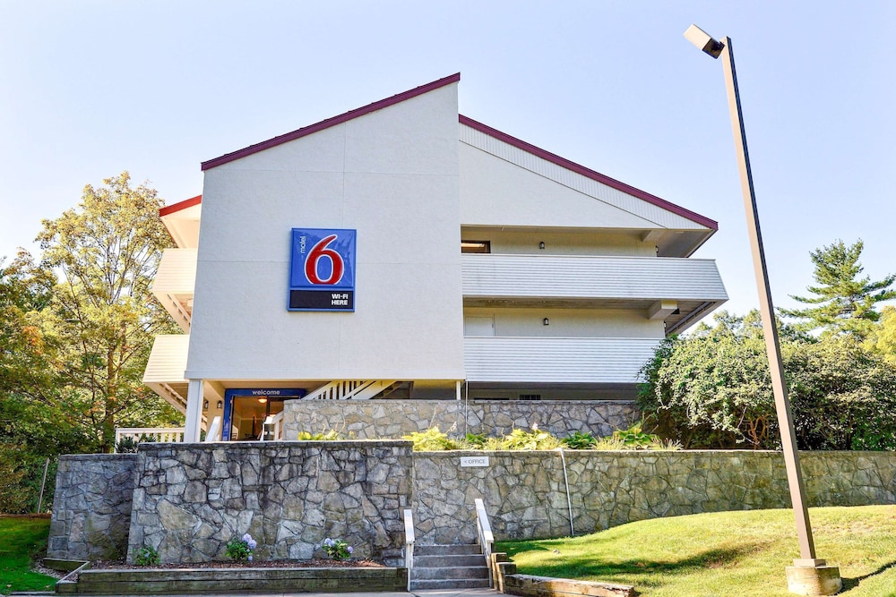 Motel6 Nashua, NH - South in NASHUA - NH