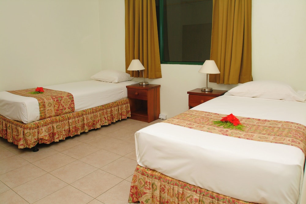 Hexagon International Hotel 13/50