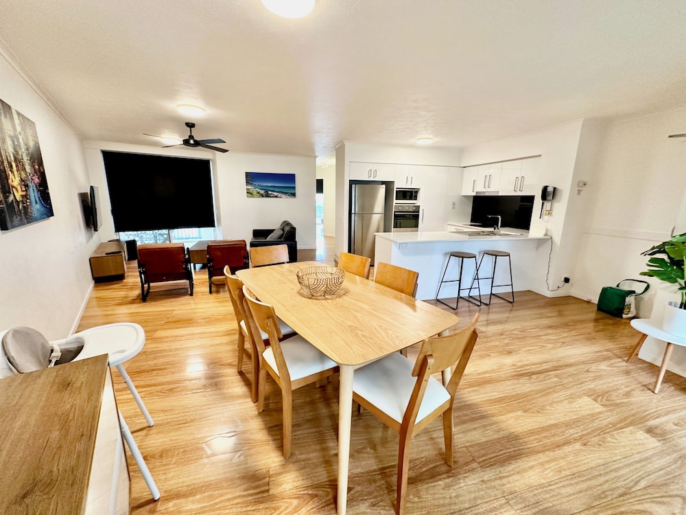 Breakfree Diamond Beach Broadbeach 55/78