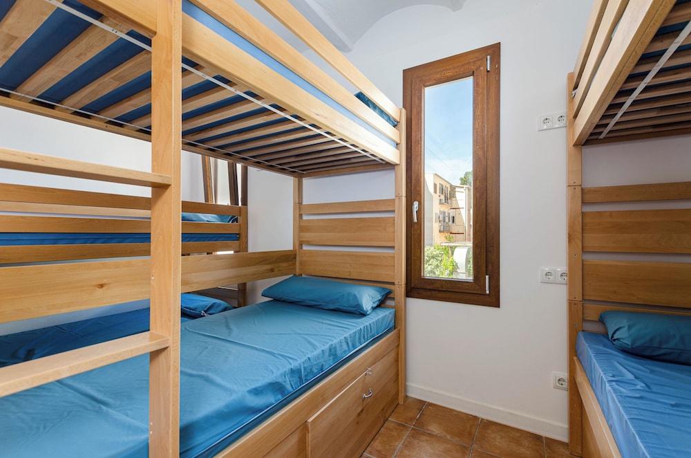 Urban Hostel Palma 25/50