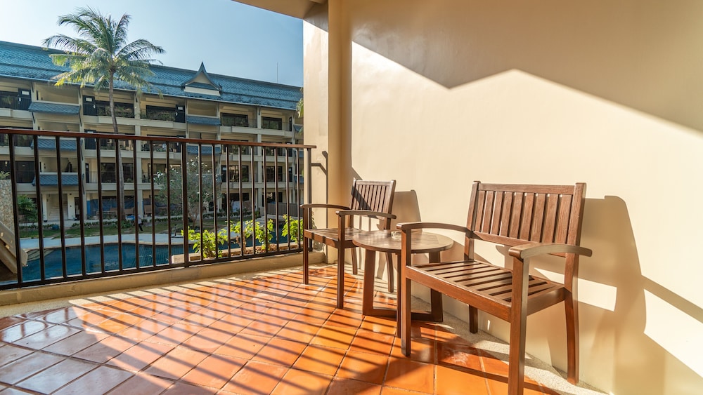 Radisson Resort and Suites Phuket 46/72