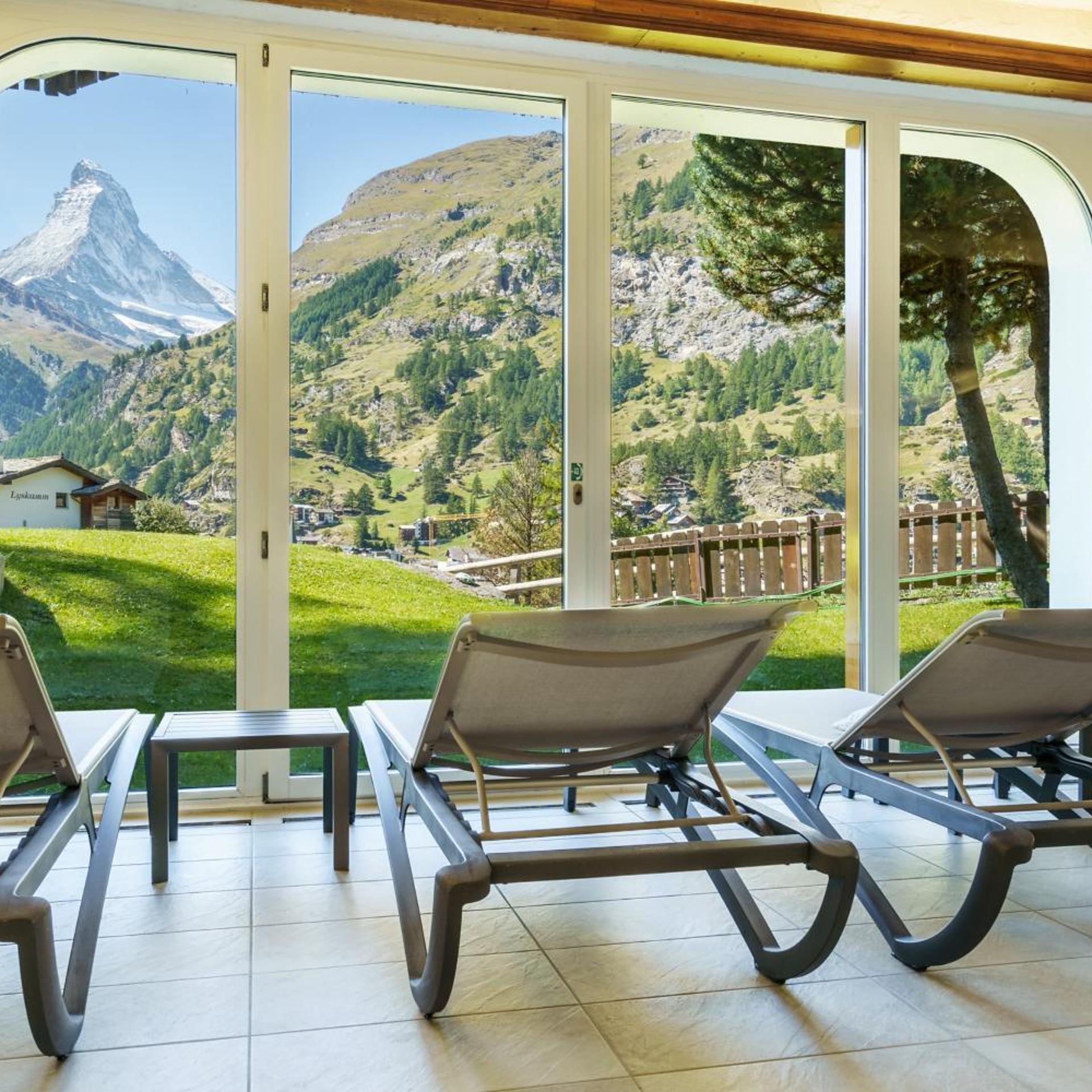 HOTEL ALPENROYAL 33/55