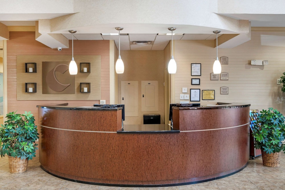 Comfort Suites Fredericksburg North 9/35