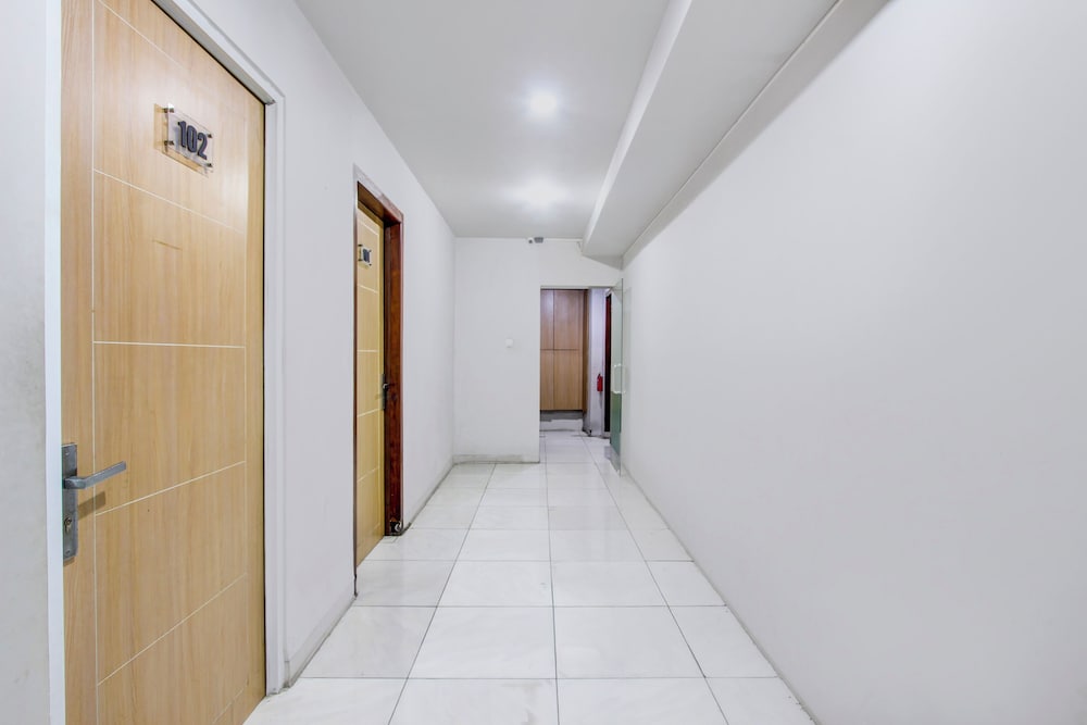 Hotel O Tegal near near Pacific Mall Tegal formerly Hugo Suites Family 29/33