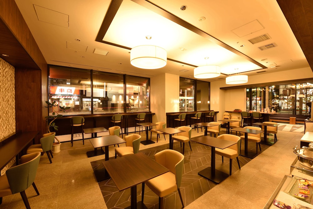 the b sapporo 42/50