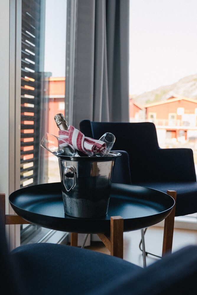 Bjorholmens Marina Sealodge 33/50