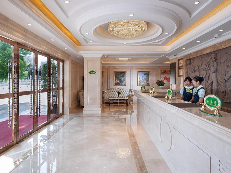 Vienna Hotel (Shenzhen Guanlan Renmin Road Heping) 15/37