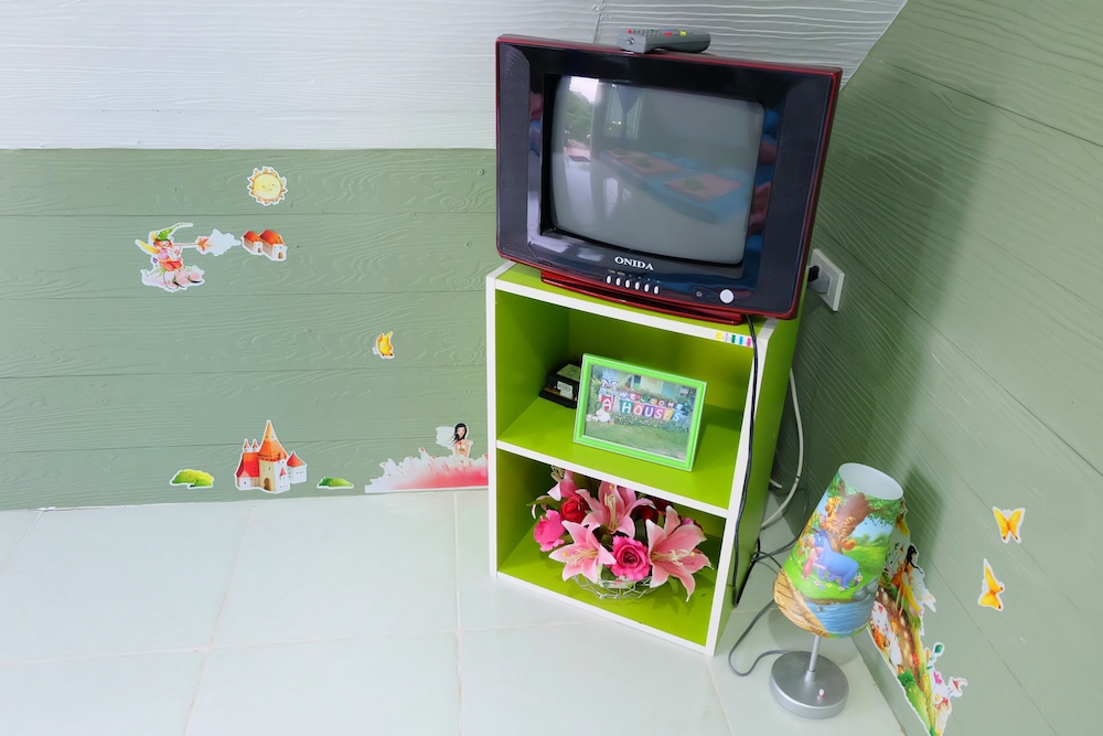 A Houses Homestay 14/90
