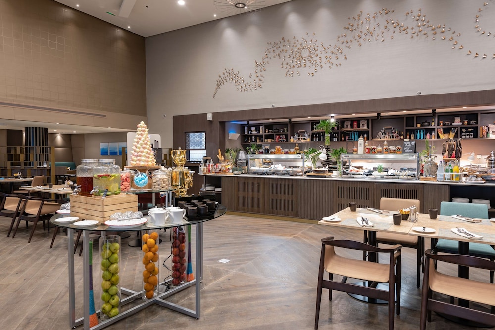 فندق راديسون بلو جدة كورنيش(RADISSON BLU HOTEL, JEDDAH CORNICHE) 46/68