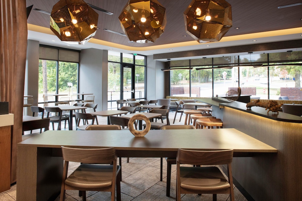SpringHill Suites by Marriott Durham City View 23/33
