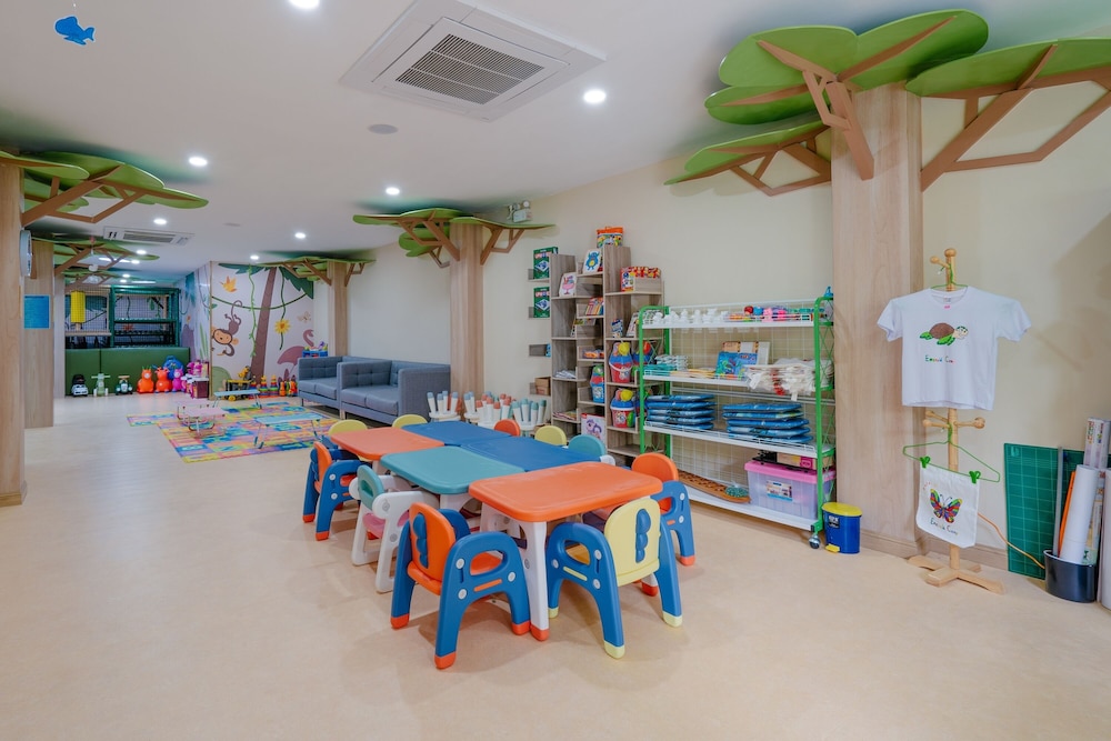 Phuket Emerald Beach Resort 59/70