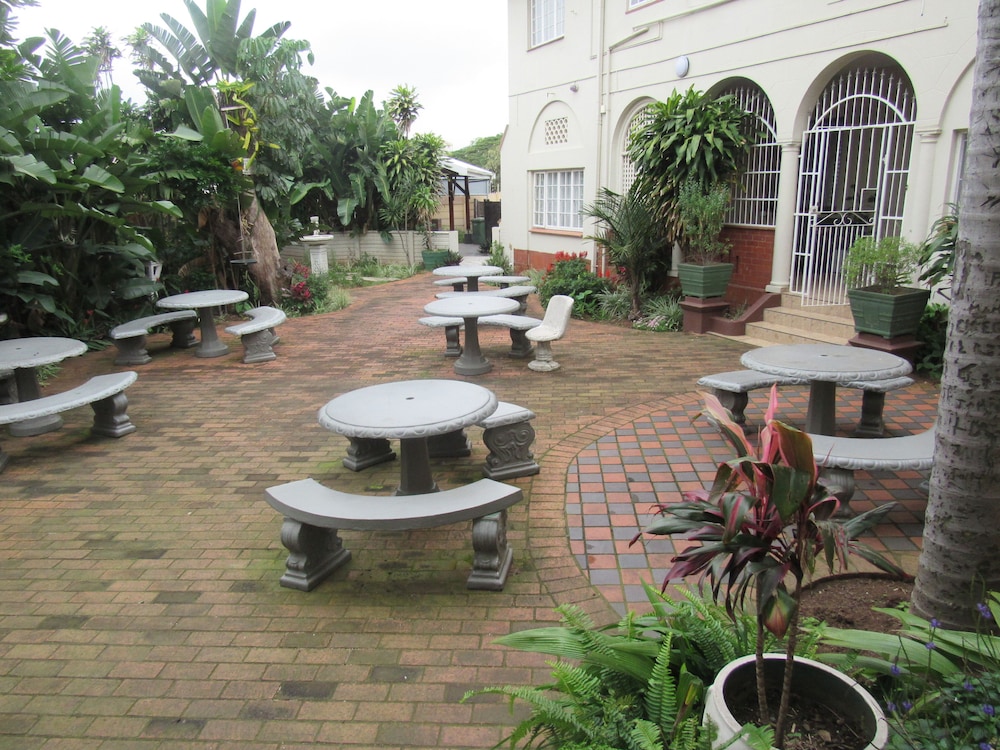 Concord Christian Guesthouse 46/48
