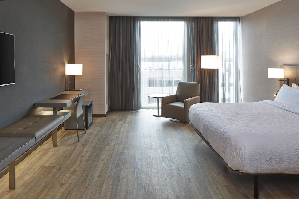 Ac Hotel Columbus Dublin 14/62