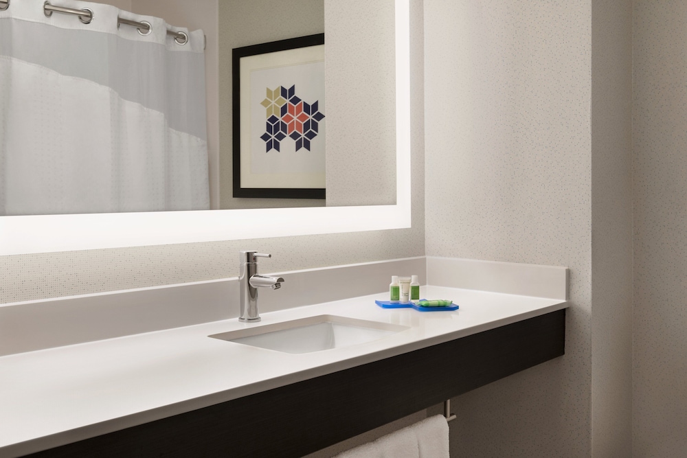 Holiday Inn Express Hotel And Suites Mcalester 56/63