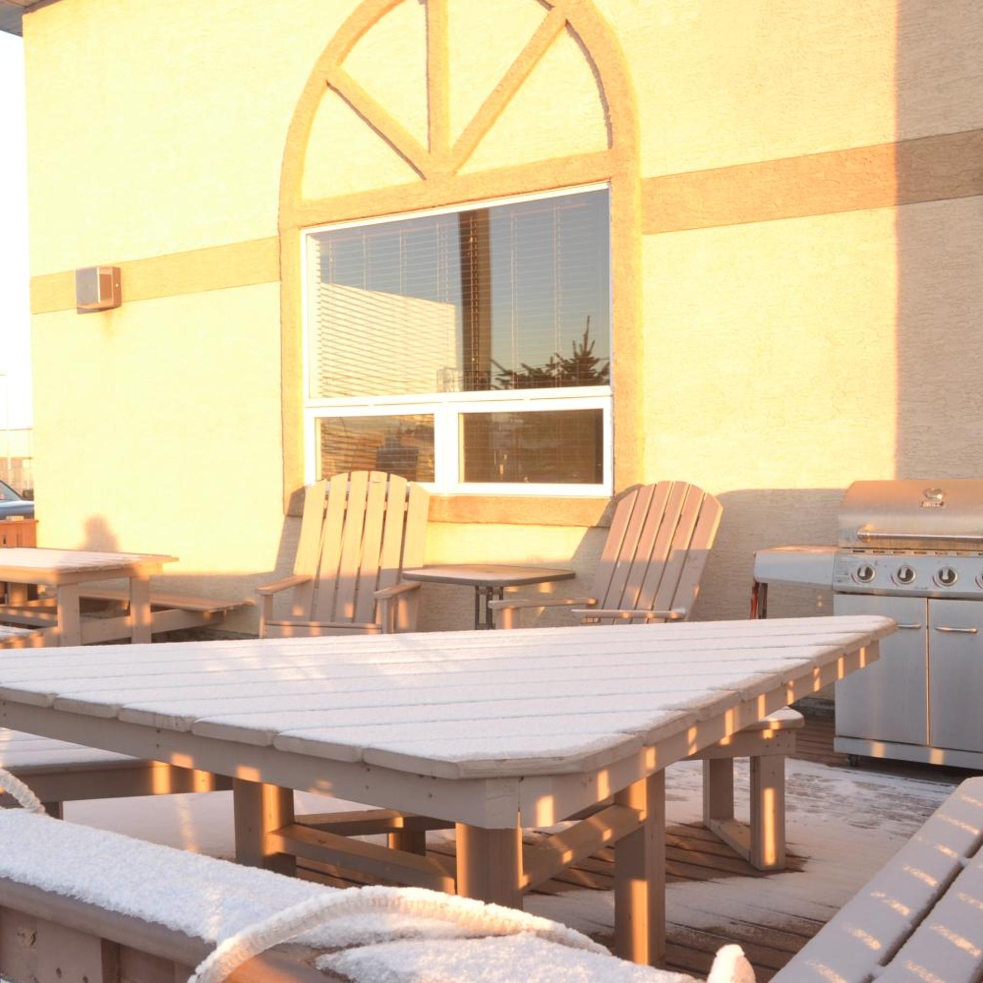 Aurora Park Inn & Suites 14/19