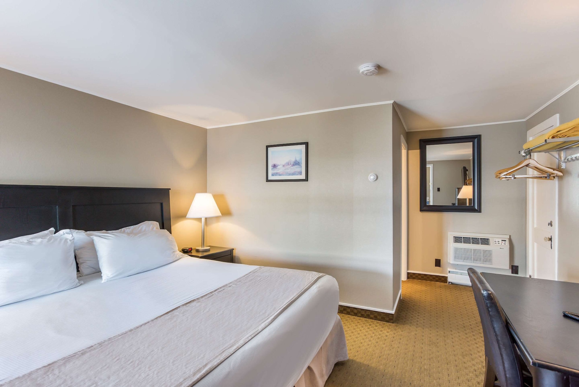 Standard, King Bed