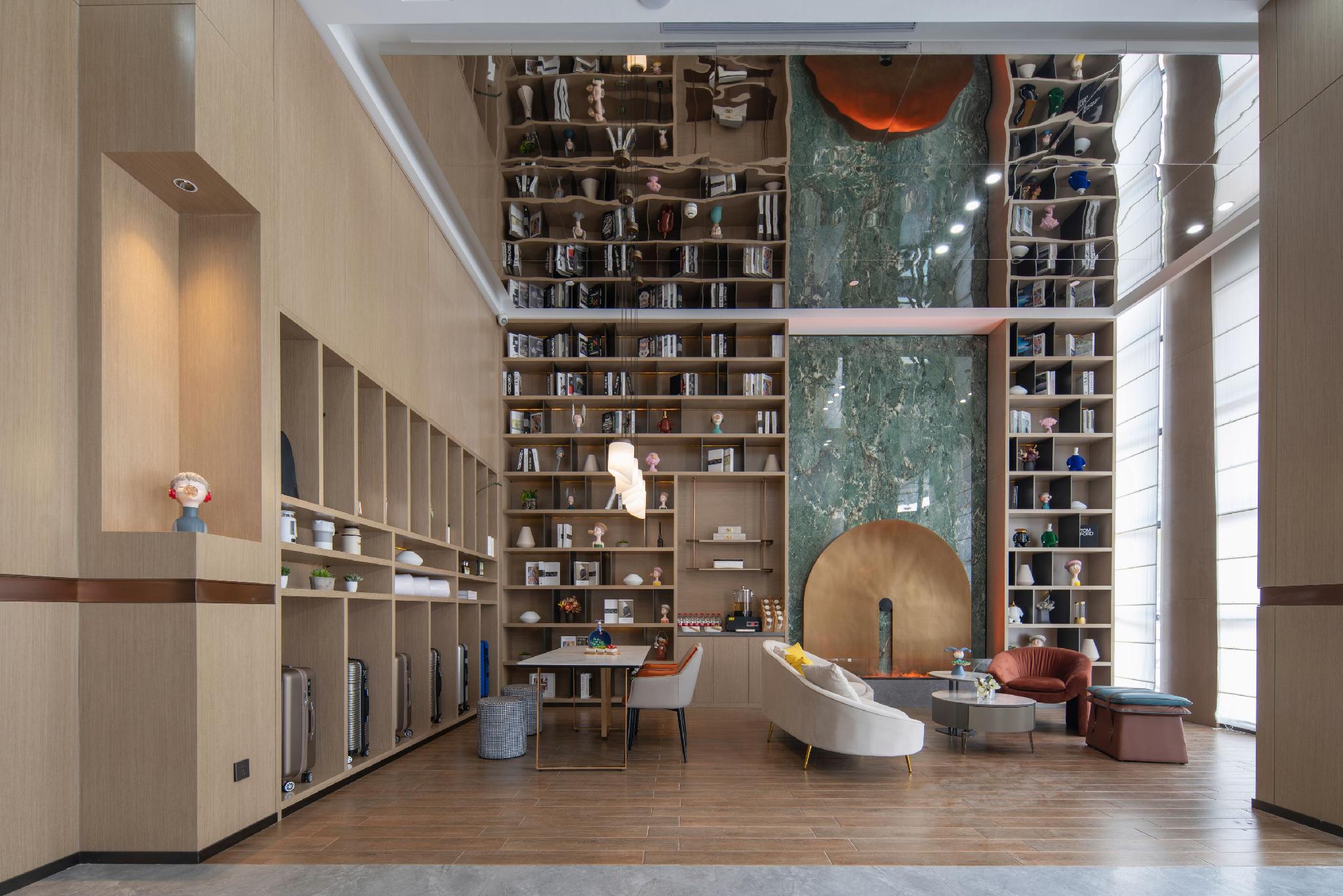Ginza Jiayue Select Hotel (Lailulu Middle East Street Ginza Mall) 12/19