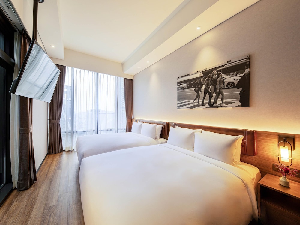 Mercure Ambassador Seoul Hongdae 14/72