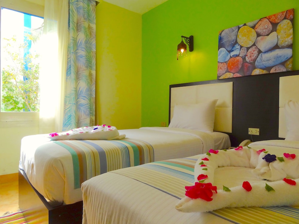 Naama Blue Hotel 16/50