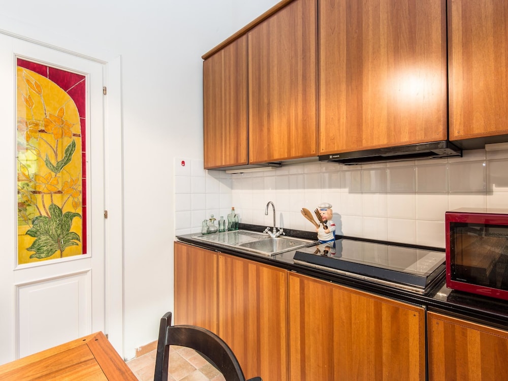 RSH Luxury Vatican Four Bedroom Apartment 3/36
