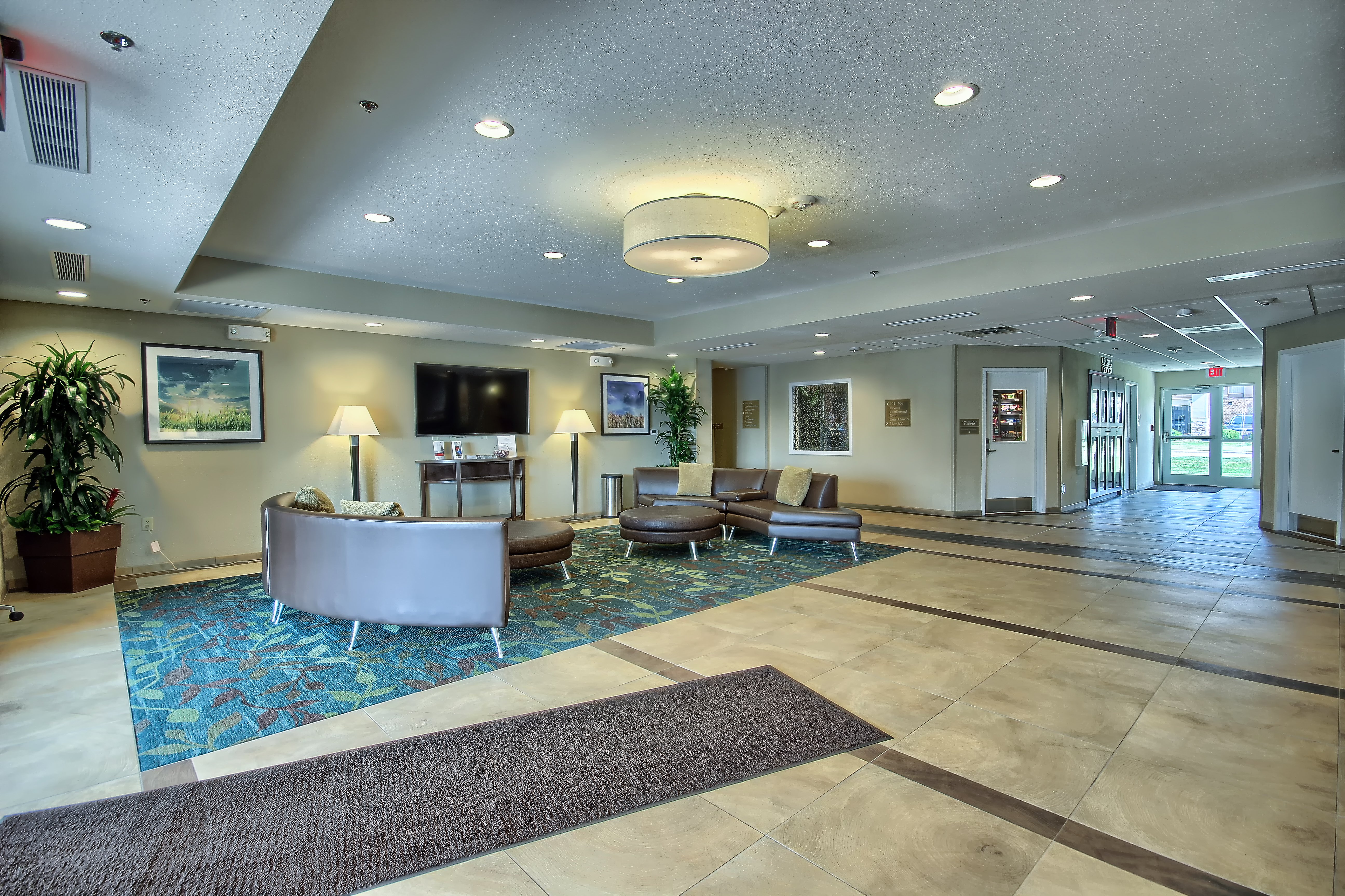 CANDLEWOOD SUITES COLUMBUS - GROVE CITY 4/40