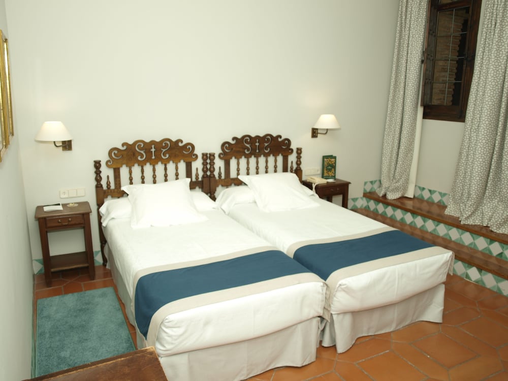 Parador De Alcaniz 9/50