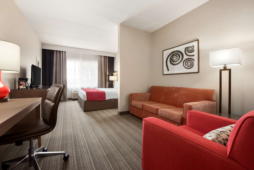 Country Inn & Suites by Radisson, Duluth North near Airport 15/34