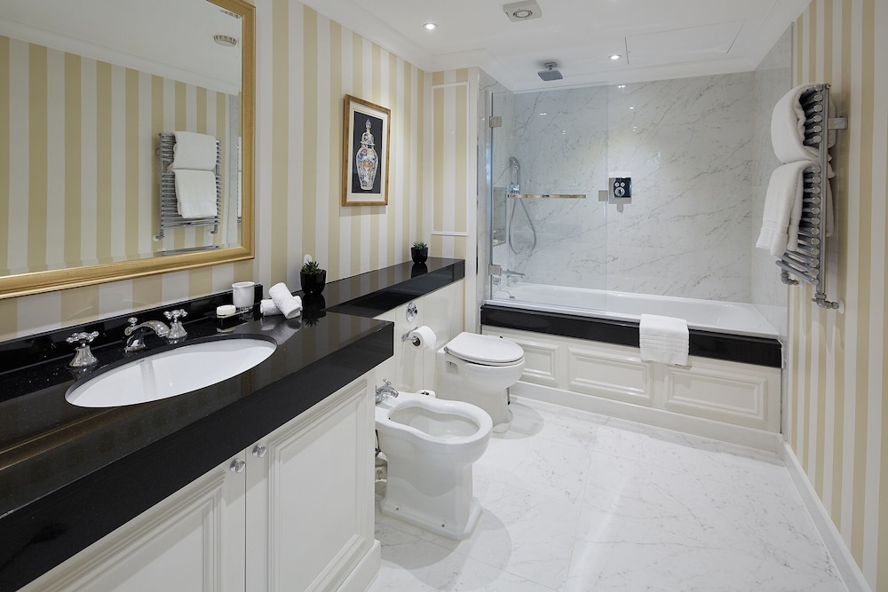 Cheval Thorney Court 56/56