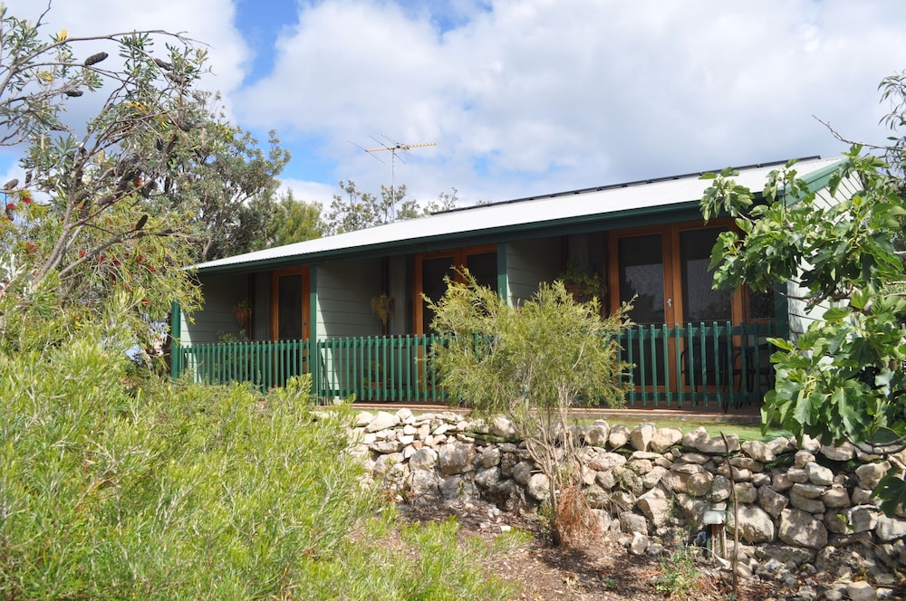 The Fig Tree B B Kangaroo Island 3/24