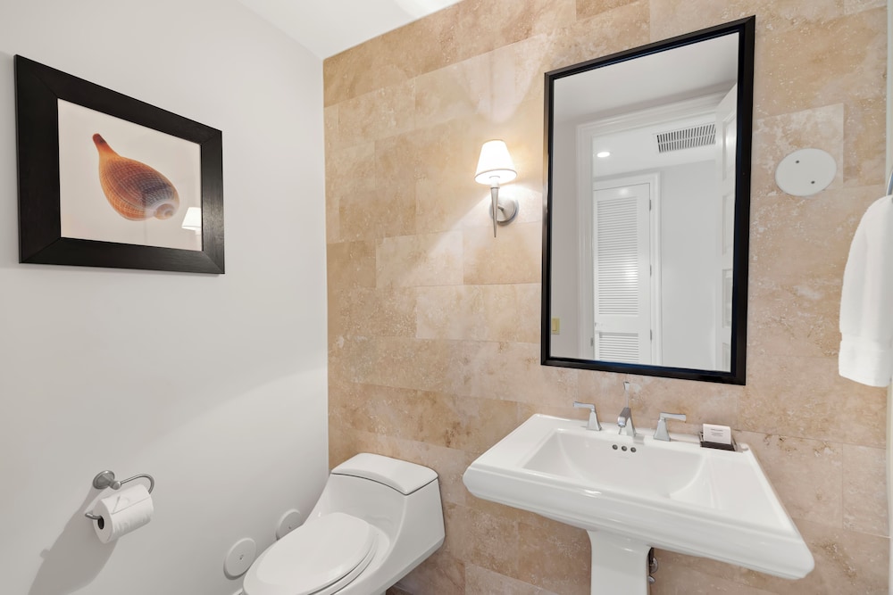 Beachside Resort and Residences 47/50