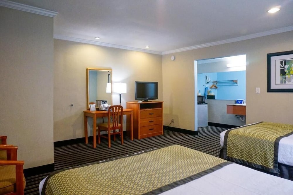Hotel Parmani 10/26