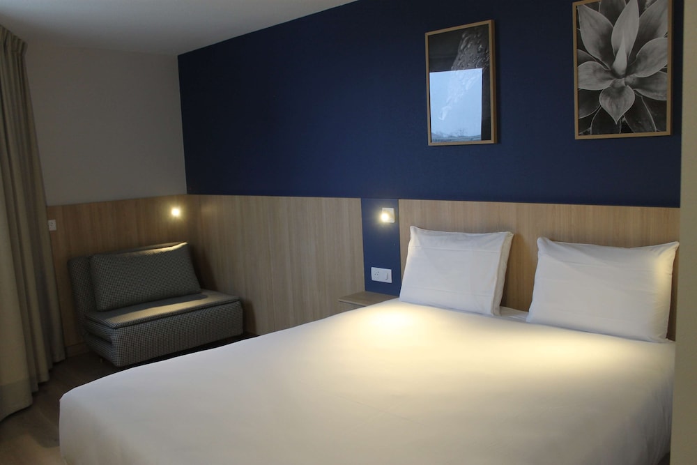 Kyriad Anglet Biarritz 18/58