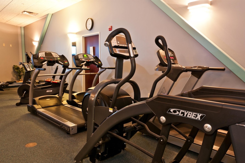 Best Western Plus Brandywine Inn & Suites 18/40