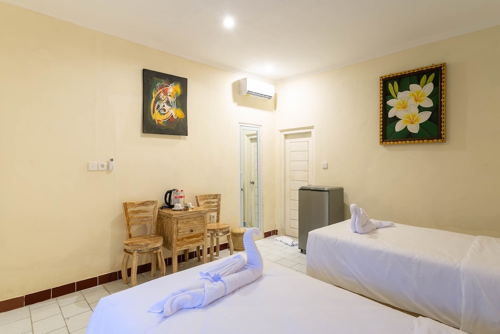 Deluxe, Twin Beds