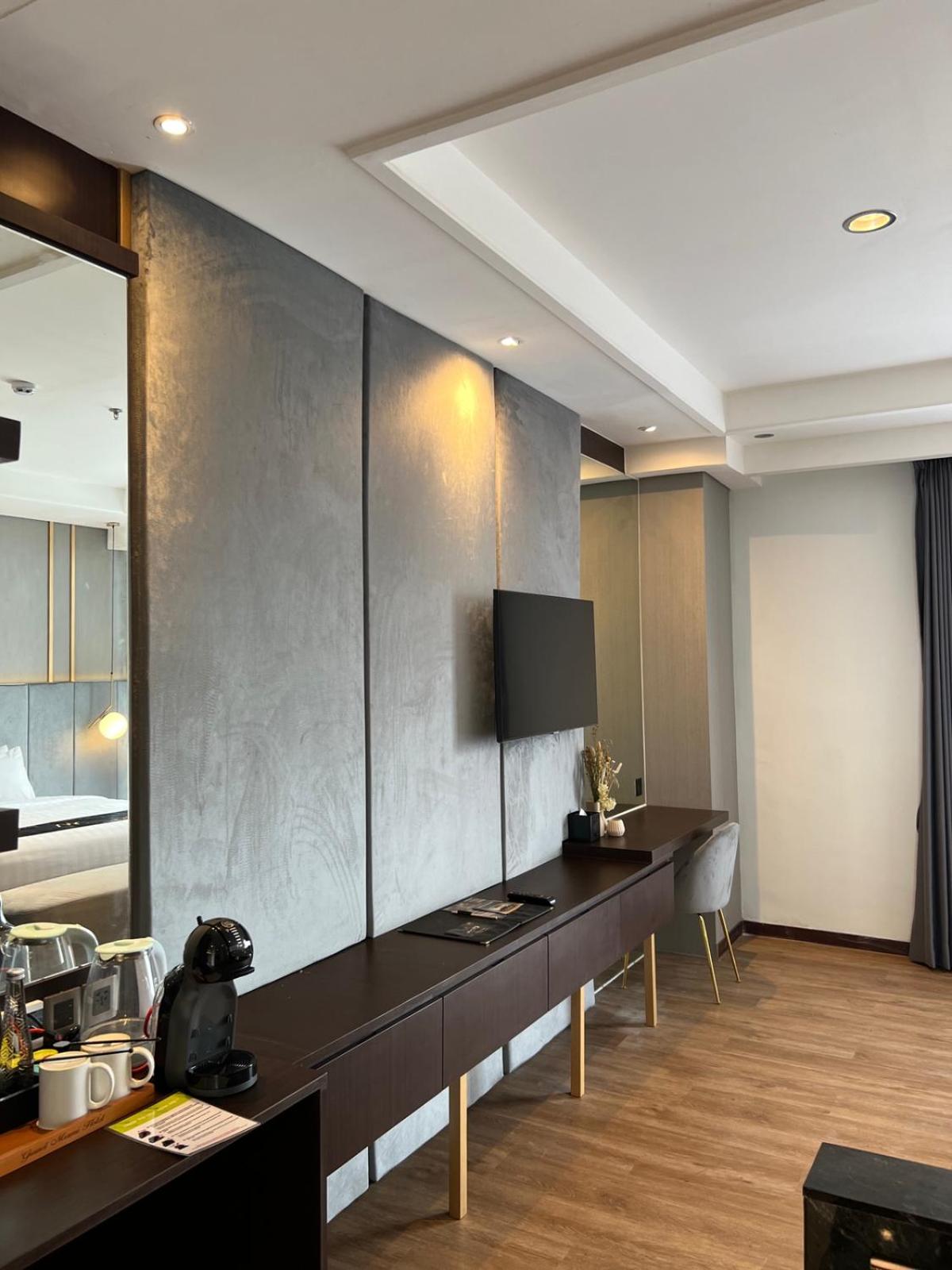 Grand Miami Hotel 37/50