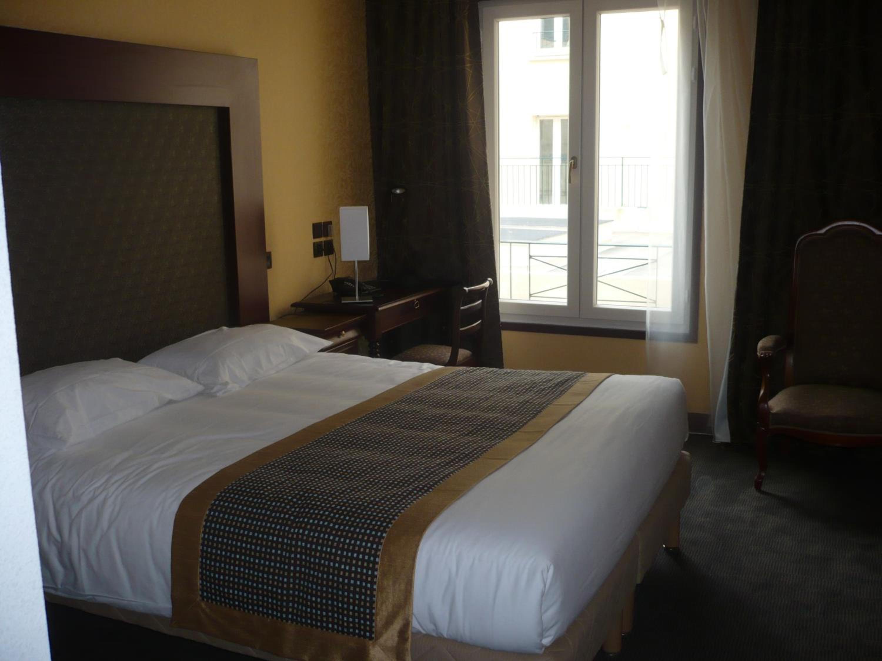 Hotel De France 11/37