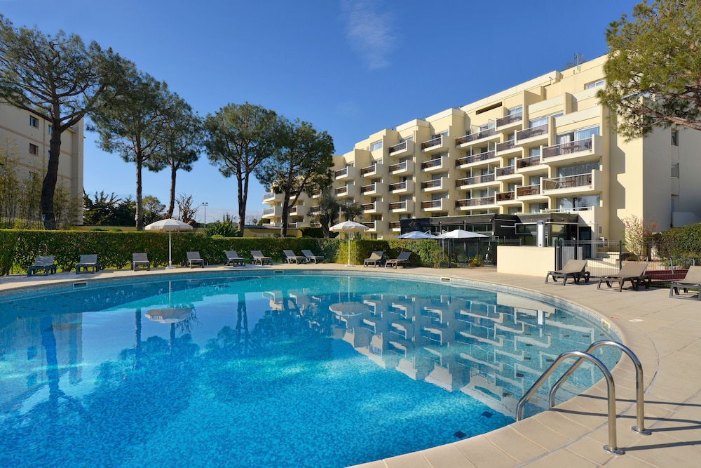 RESIDEAL ANTIBES 4/58