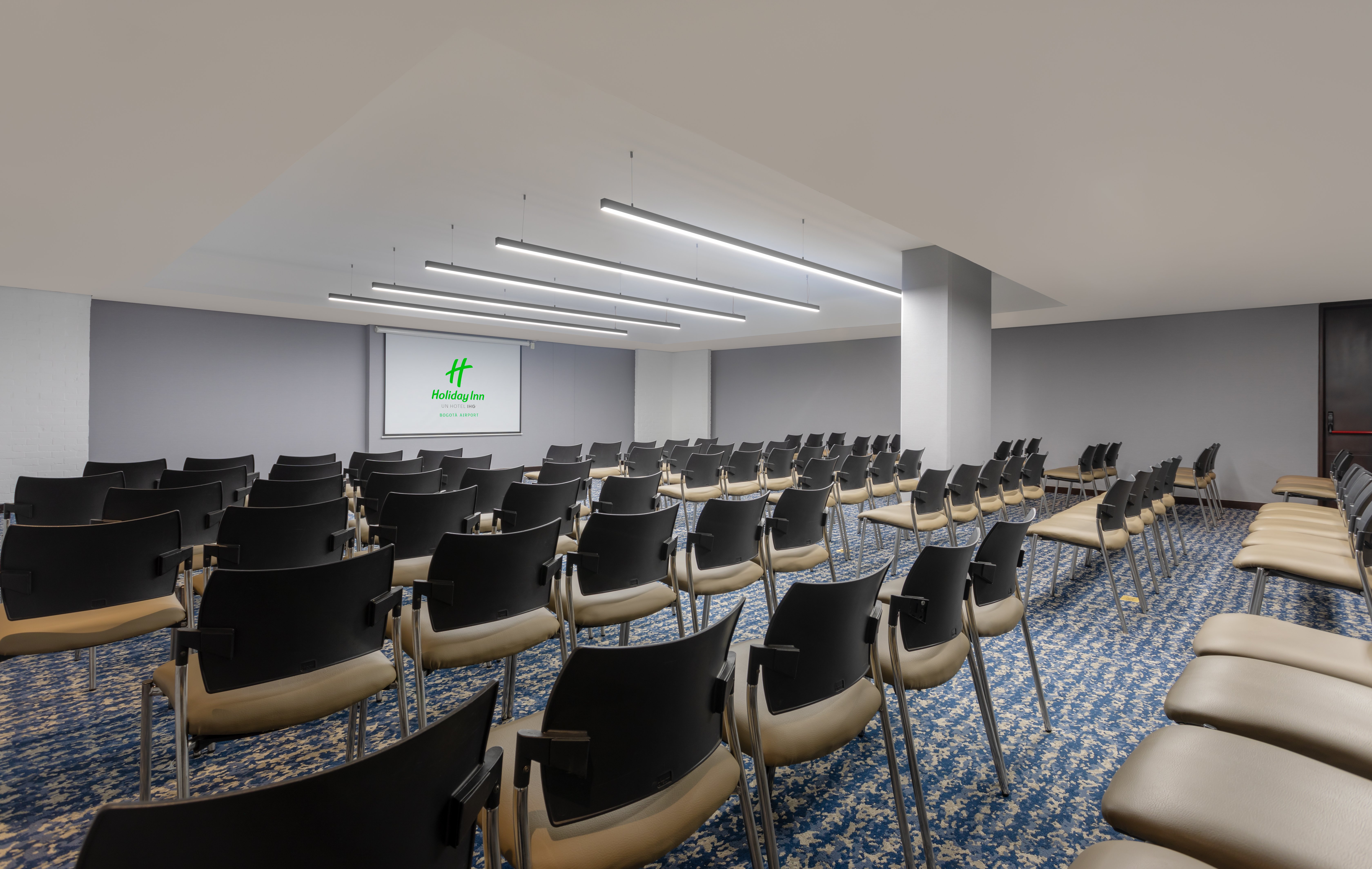 Holiday Inn Bogota Airport 66/75
