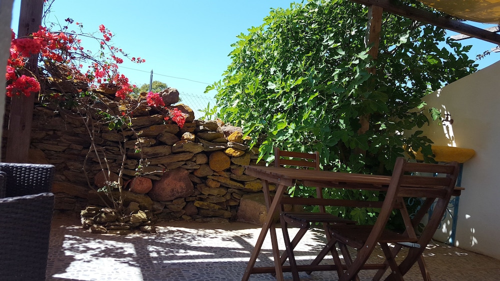 Sa Corti De Sa Perda 37/61