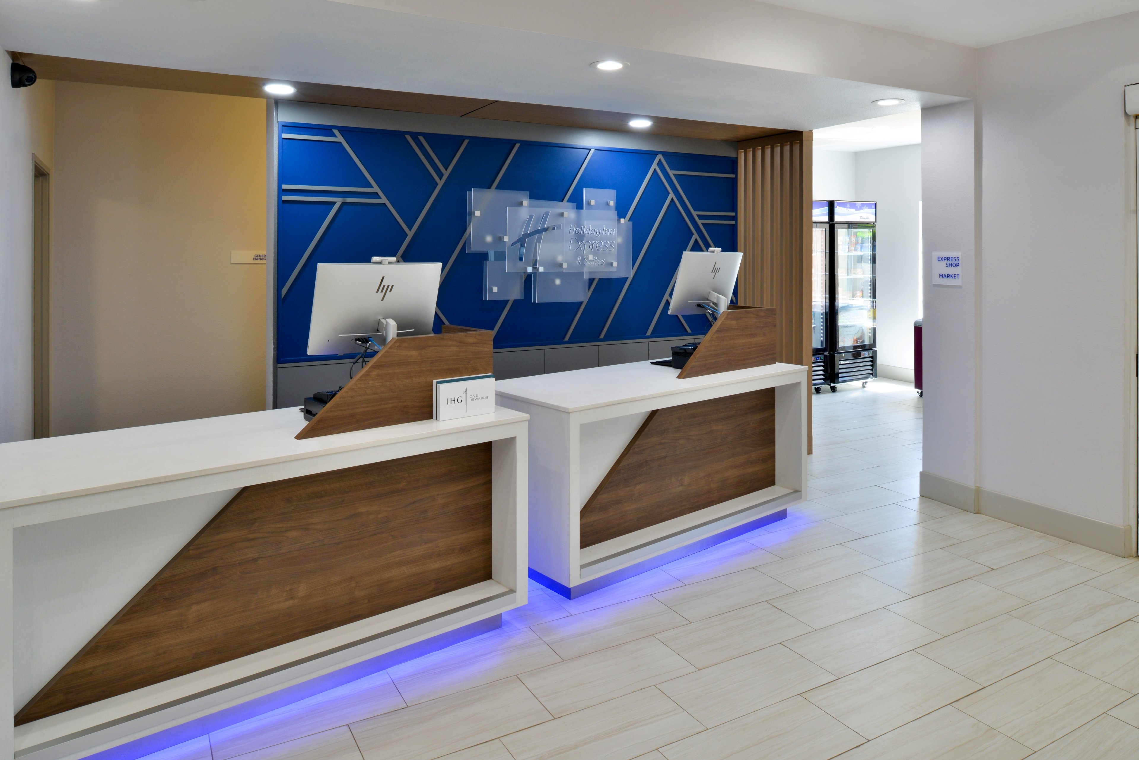 Holiday Inn Express Hotel And Suites Carthage 9/79