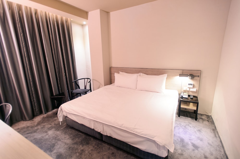 STANDARD, DOUBLE BED