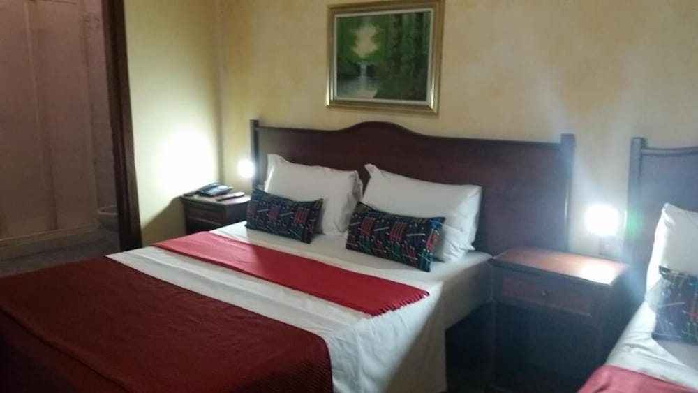 Room, Triple, 1 Double and 1 Single Bed