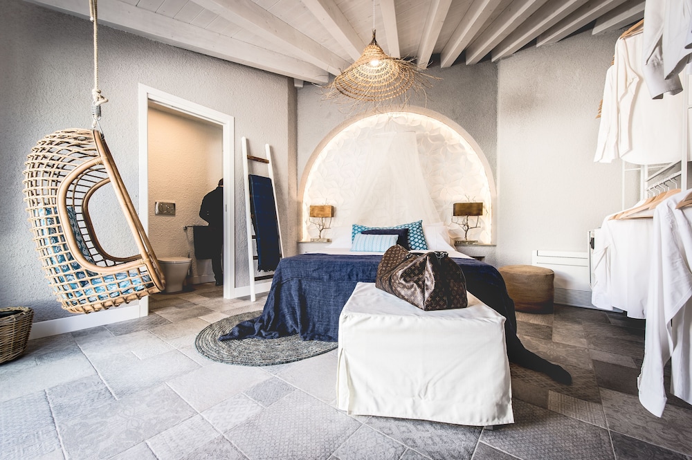 CAPO BLU BOUTIQUE HOTEL 47/62