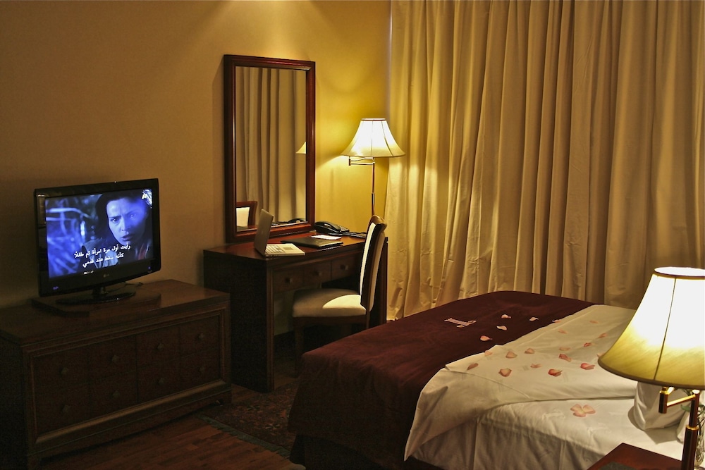 Trianon Hotel 31/63