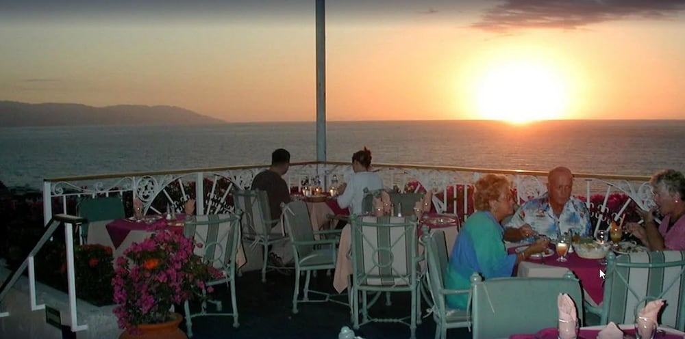 Hotel Suites La Siesta 29/34