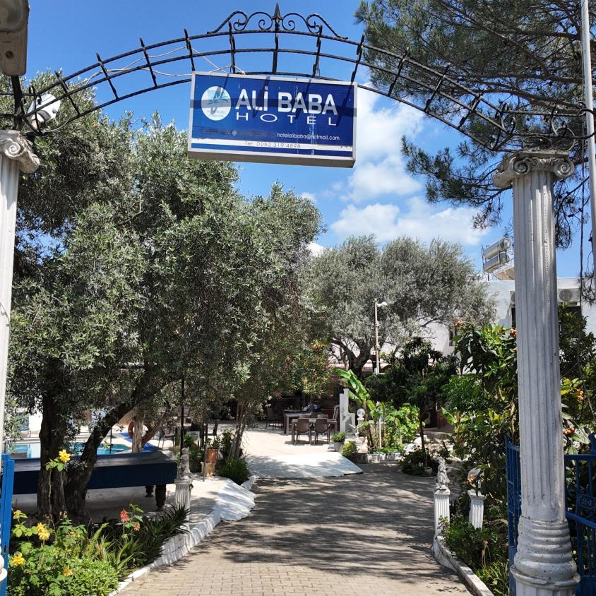 Ali Baba Hotel 47/55