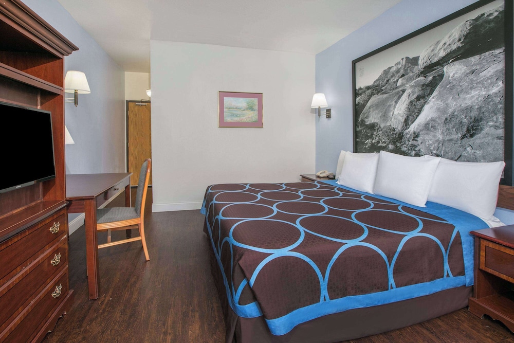 Room, Queen Bed